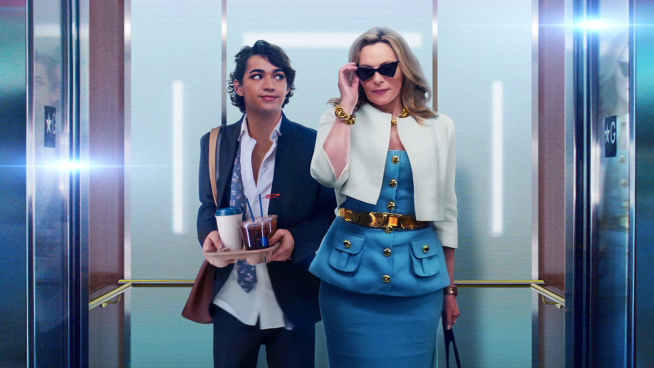 Glamorous Review: Kim Cattrall and Miss Benny Starrer is Representative But Boring