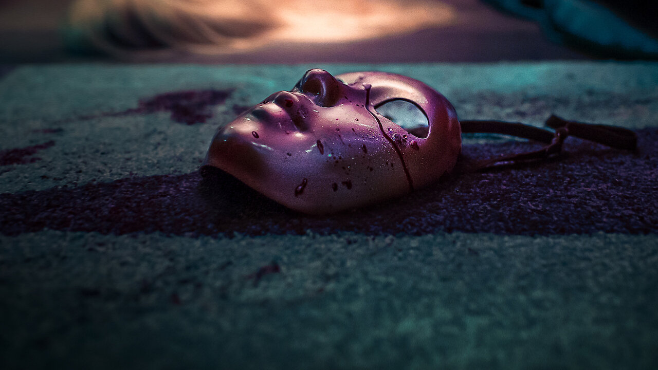 Mask Girl Review: Obsessive, Revengeful and You Just Can’t Stop Watching